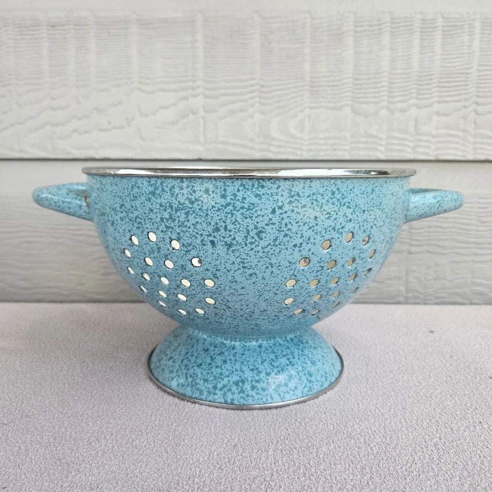 Paula Deen Small Colander Pasta Strainer Robin Egg Blue Speckled Handles